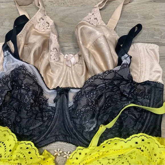 Wacoal Hanes Fenty 3 Underwired Full Coverage Lace Bras Retro Chic Daisy Bows - Picture 2 of 10